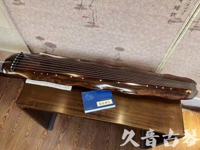 咸阳市●久音古琴  ●今日推荐 20230830 【冰丝断纹蕉叶】