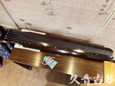 咸阳市●久音古琴  ●今日推荐  [高级演奏仲尼式]
